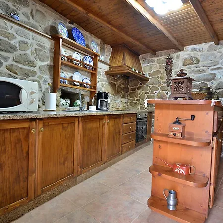 Casa Pazo De Holiday home Meis
